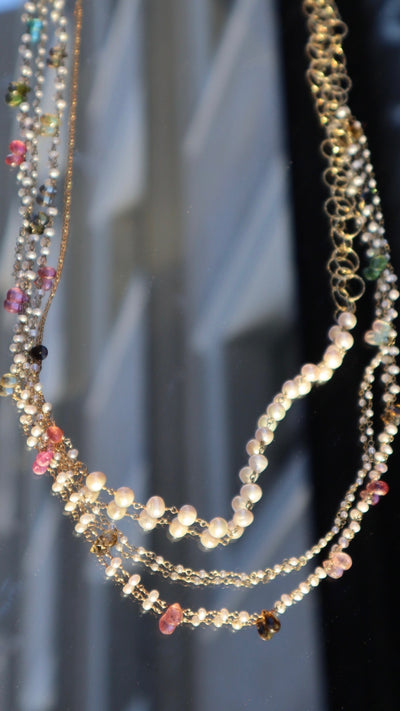 Soft rock: Beaded necklace