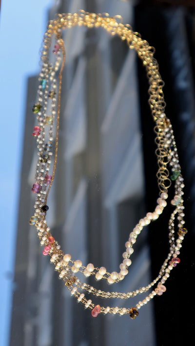 Soft rock: Beaded necklace