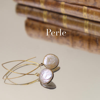 Earrings wishbone pearl clasp