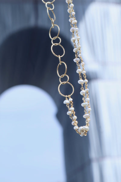 Festive tranquillity: Bead bracelet or necklace