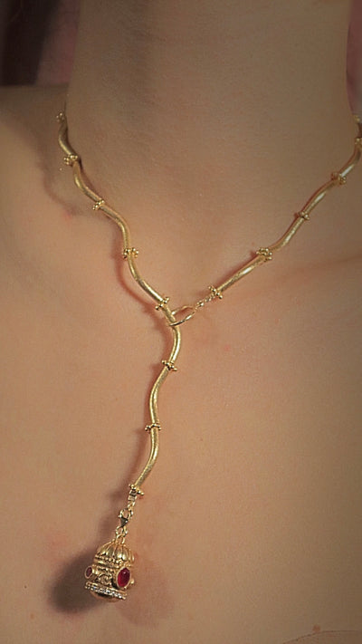 vibrato necklace