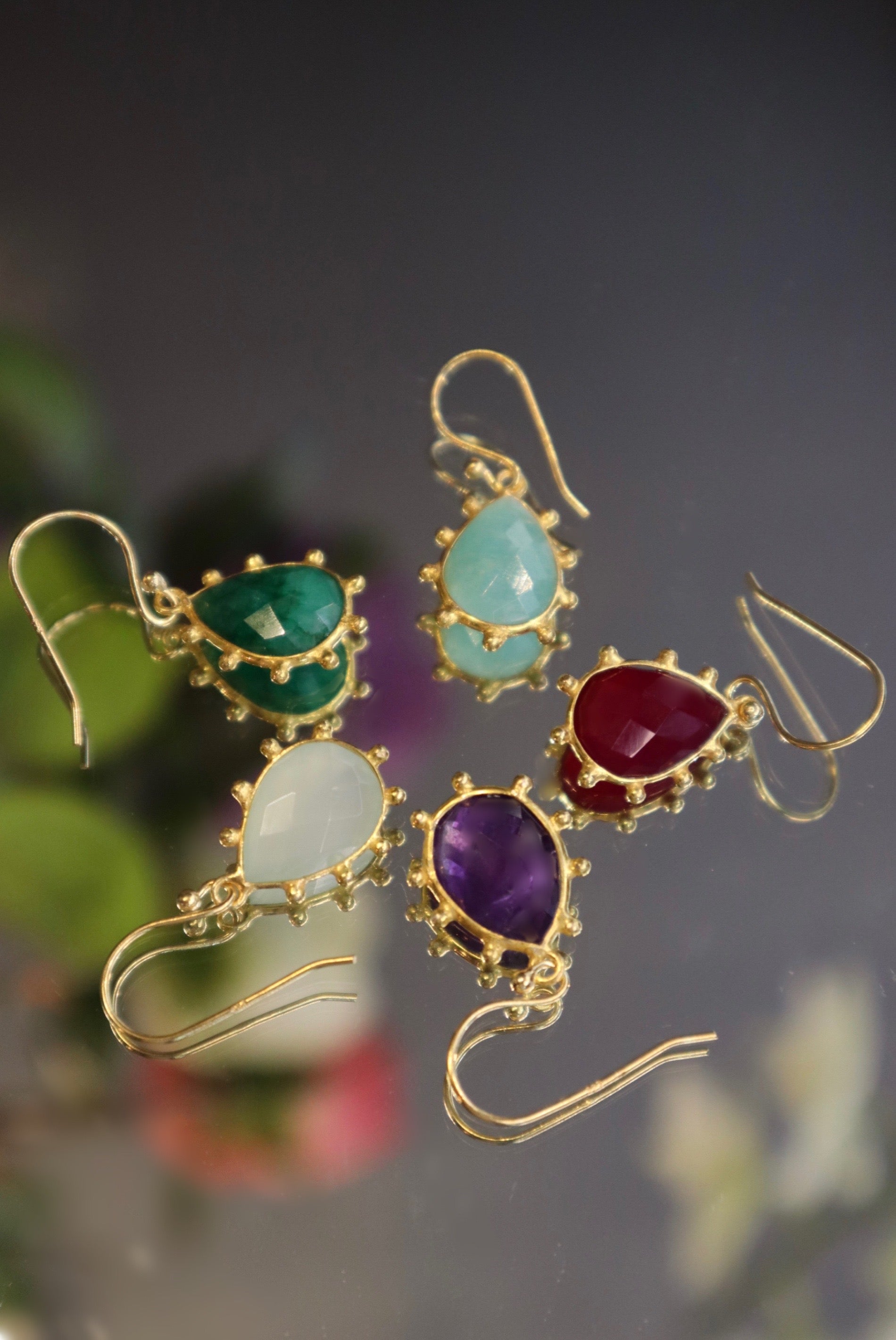 Earrings multicolored stones